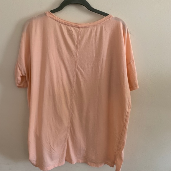 ** Sold ** Old Navy boyfriend tee - Picture 5 of 5